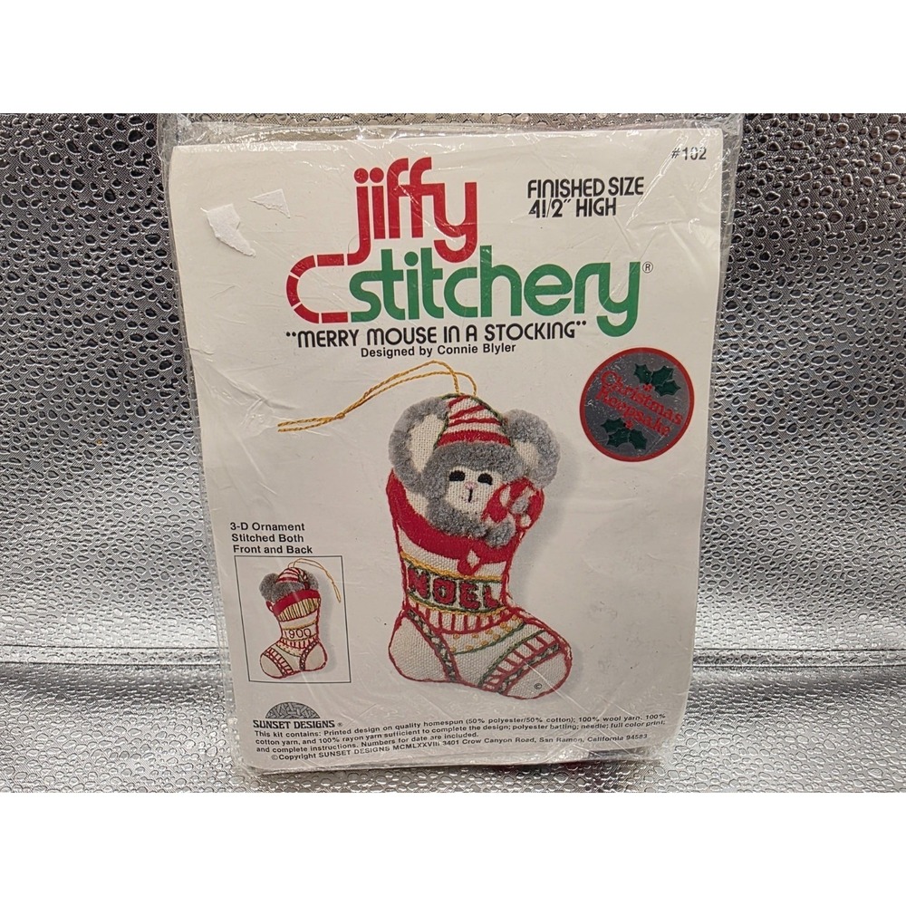 Vintage Jiffy Stitchery by Sunset Designs-‎ Merry Mouse in a Stocking New Sealed